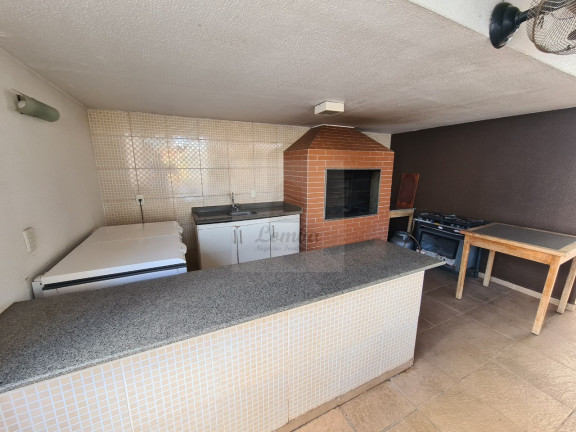 Imagem Imóvel com 3 Quartos à Venda, 185 m² em Araés - Cuiabá