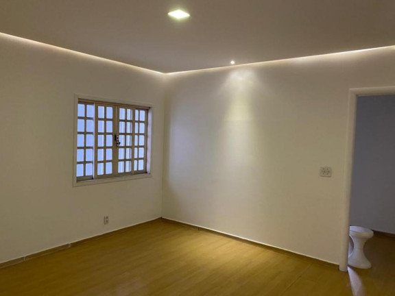 Imagem Imóvel com 3 Quartos à Venda, 552 m² em Campo Grande - Rio De Janeiro