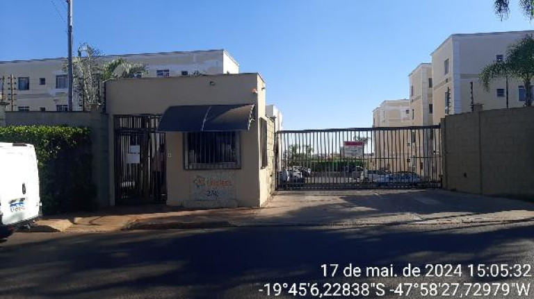 Apartamento com 2 Quartos à Venda, 44 m² em Conjunto Umuarama - Uberaba