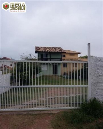 Imagem Casa com 2 Quartos à Venda, 90 m² em Santinho - Florianópolis