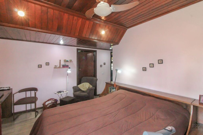 Imagem Casa com 4 Quartos à Venda, 200 m² em Vila Nova - Porto Alegre