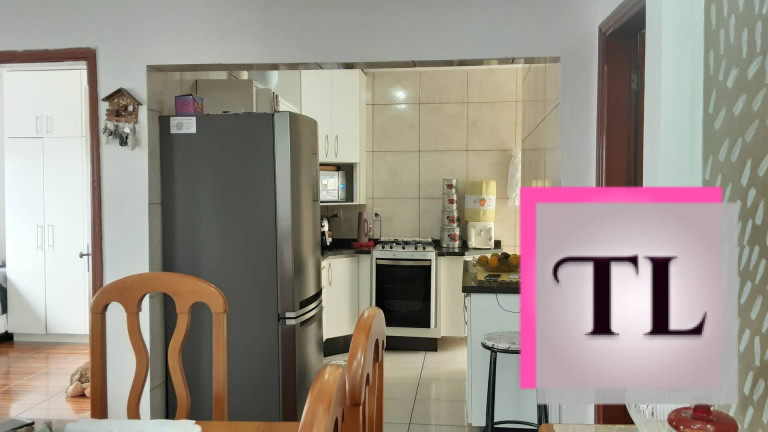 Imagem Casa com 2 Quartos à Venda, 95 m² em Dom Bosco - Poços De Caldas