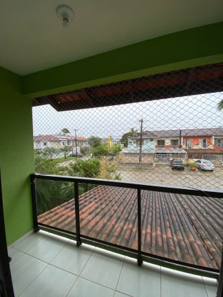 Sobrado com 3 Quartos para Temporada,  em Brejatuba - Guaratuba