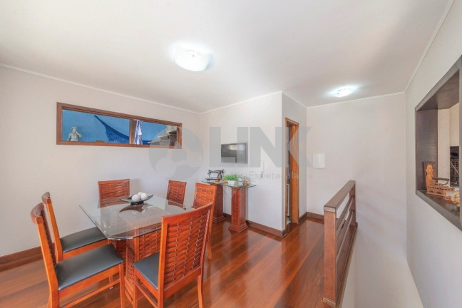 Imagem Imóvel com 2 Quartos à Venda, 200 m² em Petrópolis - Porto Alegre