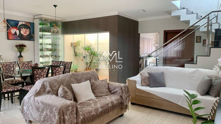 Imagem Sobrado com 4 Quartos à Venda, 288 m² em Sobrinho - Campo Grande Imagem Sobrado com 4 Quartos à Venda, 288 m² em Sobrinho - Campo Grande