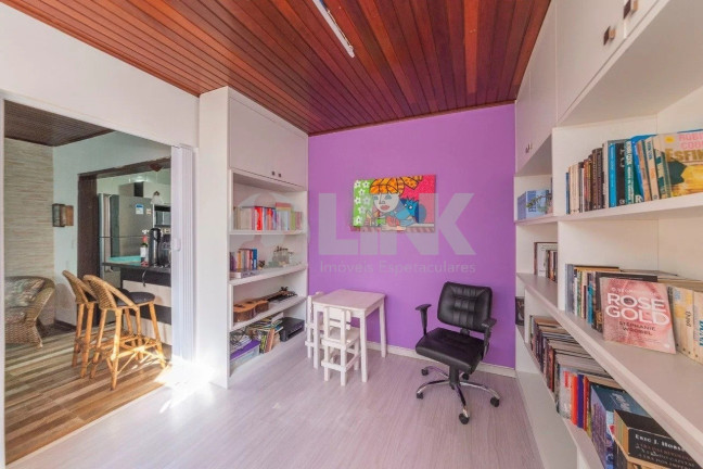 Imagem Casa com 4 Quartos à Venda, 299 m² em Santana - Porto Alegre