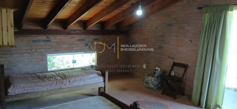 Casa com 4 Quartos para Alugar,  em Botucatu