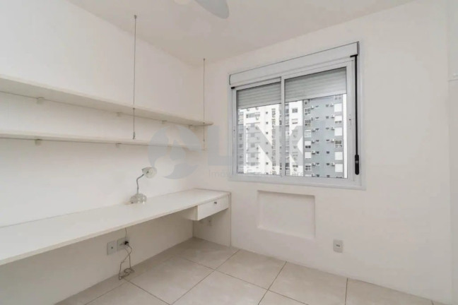 Imagem Apartamento com 2 Quartos à Venda, 61 m² em Passo Da Areia - Porto Alegre Imagem Apartamento com 2 Quartos à Venda, 61 m² em Passo Da Areia - Porto Alegre