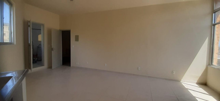 Foto do imóvel Imóvel Comercial à Venda, 23 m² em Cascadura - Rio De Janeiro