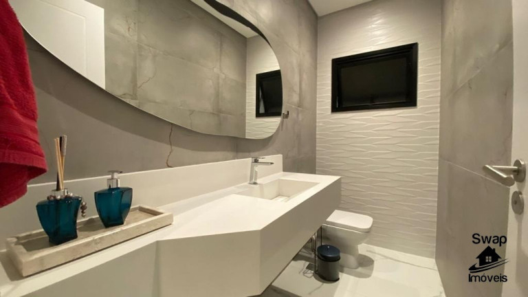 Imagem Casa com 6 Quartos à Venda, em Riviera - Bertioga Imagem Casa com 6 Quartos à Venda, em Riviera - Bertioga