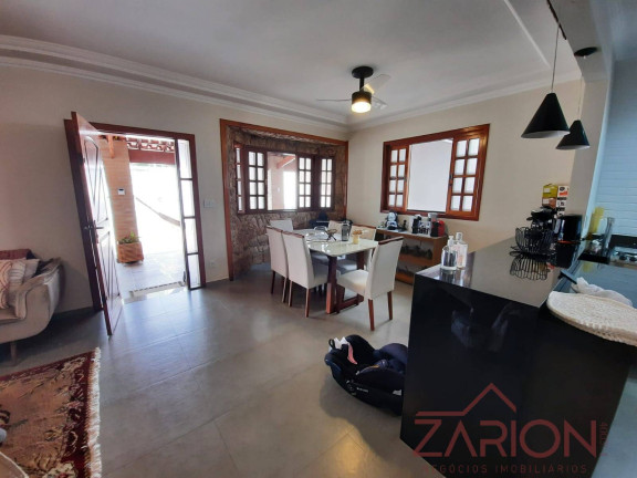 Imagem Casa com 4 Quartos à Venda, 166 m² em Centro - Taubaté Imagem Casa com 4 Quartos à Venda, 166 m² em Centro - Taubaté