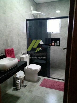 Imagem Casa com 3 Quartos à Venda, 203 m²