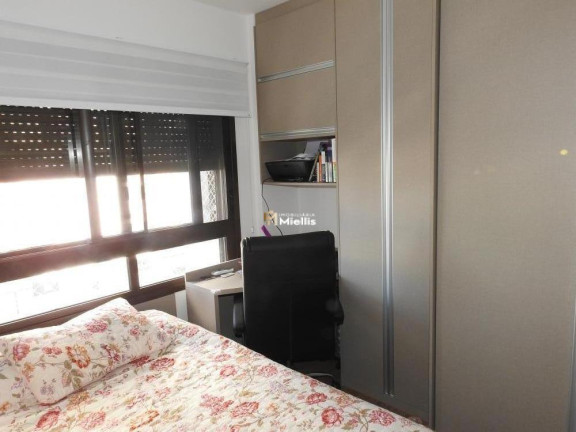 Imagem Imóvel com 2 Quartos à Venda, 82 m² em Menino Deus - Porto Alegre Imagem Imóvel com 2 Quartos à Venda, 82 m² em Menino Deus - Porto Alegre