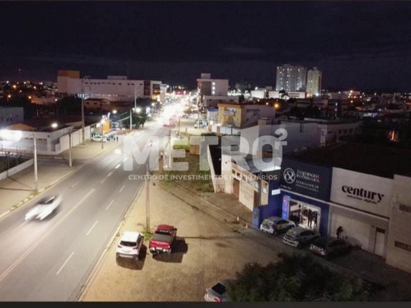 Imóvel Comercial à Venda, 300 m² em Vila Eduardo - Petrolina