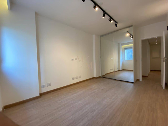 Imagem Apartamento com 3 Quartos à Venda, 127 m² em Gonzaga - Santos Imagem Apartamento com 3 Quartos à Venda, 127 m² em Gonzaga - Santos