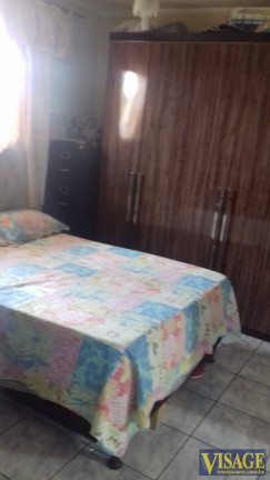 Imagem Casa com 3 Quartos à Venda, em Pq. Santo Antonio - Jacareí Imagem Casa com 3 Quartos à Venda, em Pq. Santo Antonio - Jacareí