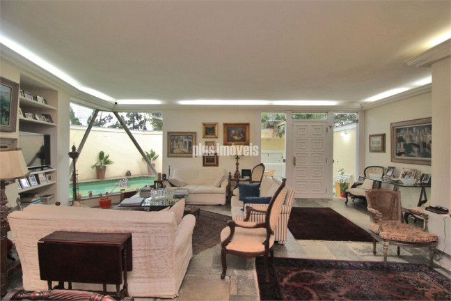 Imagem Casa com 3 Quartos à Venda, 255 m² em Jardim América - São Paulo