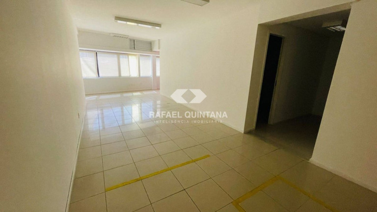 Imagem Sala Comercial à Venda, 543 m² em Centro - Florianópolis Imagem Sala Comercial à Venda, 543 m² em Centro - Florianópolis