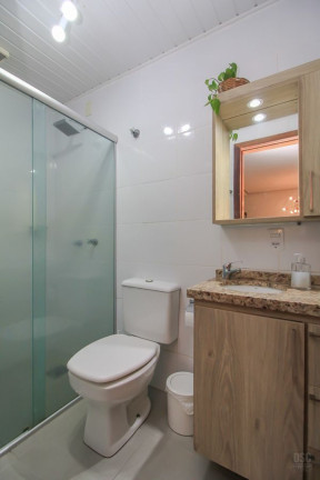 Imagem Imóvel com 2 Quartos à Venda, em Hípica - Porto Alegre Imagem Imóvel com 2 Quartos à Venda, em Hípica - Porto Alegre