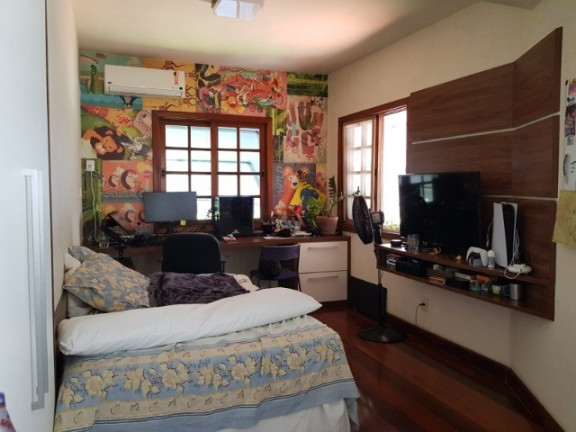 Imagem Casa com 5 Quartos à Venda, 410 m² em Camboinhas - Niterói Imagem Casa com 5 Quartos à Venda, 410 m² em Camboinhas - Niterói