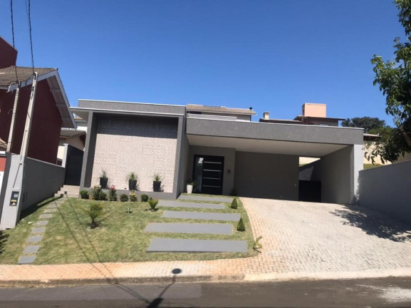Casa com 3 Quartos à Venda,  em Jardim Maristela Ii - Atibaia