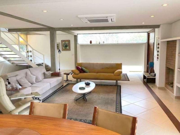 Imagem Casa com 3 Quartos à Venda, 344 m² em Vila Santo Antônio - Cotia Imagem Casa com 3 Quartos à Venda, 344 m² em Vila Santo Antônio - Cotia