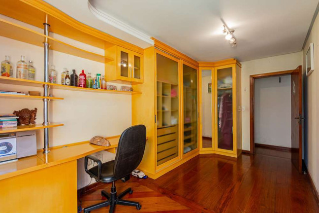 Imagem Casa com 6 Quartos à Venda, 374 m² em Tristeza - Porto Alegre