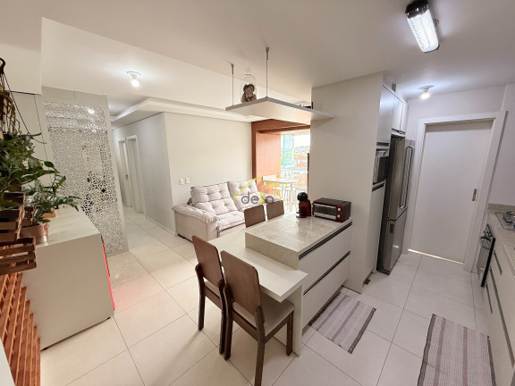 Imagem Imóvel com 3 Quartos à Venda, 84 m² em Bom Retiro - Joinville