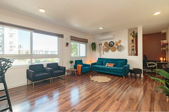 Apartamento com 2 Quartos à Venda, 81 m² em Jardim Lindóia - Porto Alegre