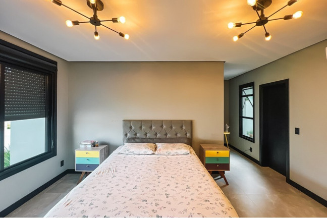 Imagem Casa com 2 Quartos à Venda, 213 m² em Niterói - Canoas Imagem Casa com 2 Quartos à Venda, 213 m² em Niterói - Canoas