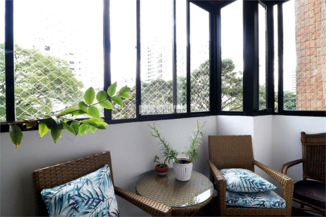 Imagem Apartamento com 4 Quartos à Venda, 230 m² em Moema - São Paulo Imagem Apartamento com 4 Quartos à Venda, 230 m² em Moema - São Paulo