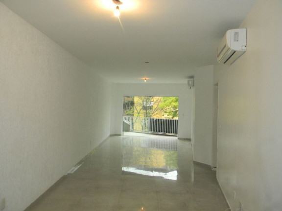 Imagem Imóvel com 3 Quartos à Venda, 228 m² em Passo Da Areia - Porto Alegre Imagem Imóvel com 3 Quartos à Venda, 228 m² em Passo Da Areia - Porto Alegre