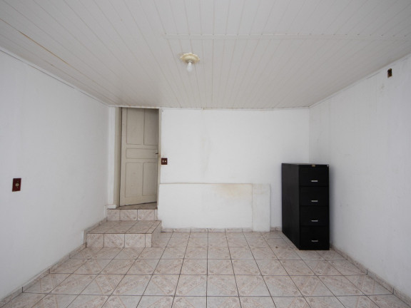 Imagem Casa com 7 Quartos à Venda, 150 m² em Vila Anastácio - São Paulo