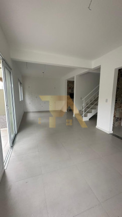 Imagem Imóvel com 4 Quartos à Venda, em Ambrósio - Garopaba Imagem Imóvel com 4 Quartos à Venda, em Ambrósio - Garopaba