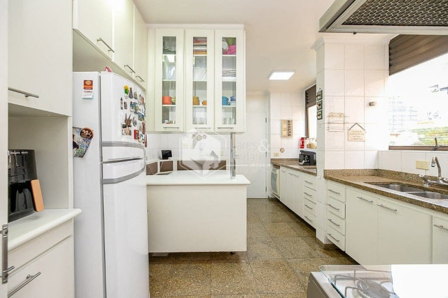 Imagem Apartamento com 3 Quartos à Venda, 225 m² em Itaim Bibi - São Paulo Imagem Apartamento com 3 Quartos à Venda, 225 m² em Itaim Bibi - São Paulo