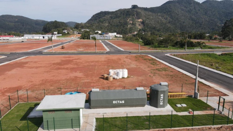 Imagem Imóvel à Venda, 300 m² em Rio Pequeno - Camboriú Imagem Imóvel à Venda, 300 m² em Rio Pequeno - Camboriú