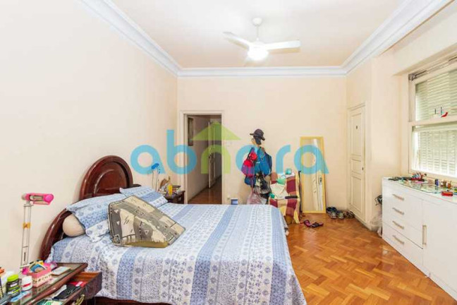 Imagem Apartamento com 4 Quartos à Venda, 310 m² em Copacabana - Rio De Janeiro Imagem Apartamento com 4 Quartos à Venda, 310 m² em Copacabana - Rio De Janeiro