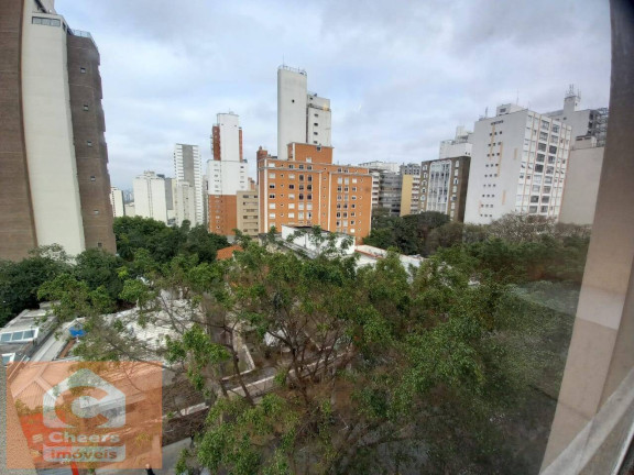 Apartamento com 2 Quartos para Alugar, 105 m² em Jardim América - São Paulo