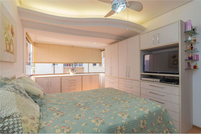Imagem Apartamento com 3 Quartos à Venda, 157 m² em Menino Deus - Porto Alegre