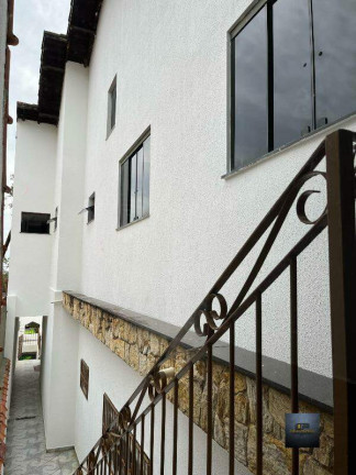 Imagem Casa com 4 Quartos à Venda, 318 m² em Jardim Las Vegas - Santo André
