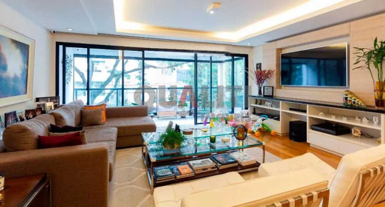 Foto do imóvel Apartamento com 3 Quartos à Venda, 300 m² em Vila Nova Conceição - São Paulo