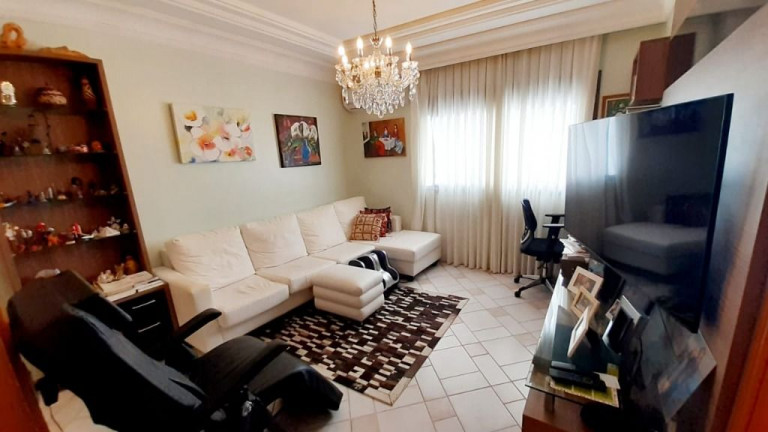 Imagem Apartamento com 3 Quartos à Venda, 220 m² em Centro - Balneário Camboriú