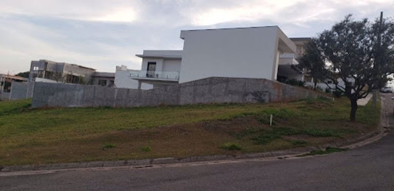 Imagem Terreno à Venda, 797 m² em Condomínio Figueira Garden - Atibaia Imagem Terreno à Venda, 797 m² em Condomínio Figueira Garden - Atibaia