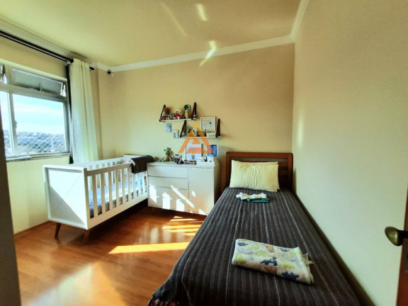 Imagem Apartamento com 3 Quartos à Venda, 100 m²