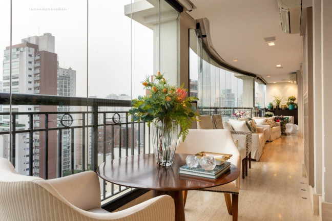 Imagem Apartamento com 4 Quartos à Venda, em Vila Uberabinha - São Paulo Imagem Apartamento com 4 Quartos à Venda, em Vila Uberabinha - São Paulo