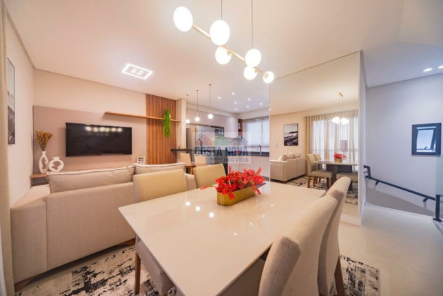Casa com 2 Quartos à Venda, 89 m² em Boqueirão - Santos
