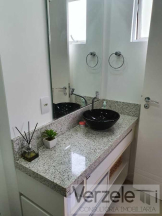 Imagem Apartamento com 3 Quartos para Temporada, 146 m² em Centro - Balneário Camboriú Imagem Apartamento com 3 Quartos para Temporada, 146 m² em Centro - Balneário Camboriú