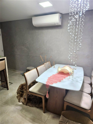 Imagem Apartamento com 2 Quartos à Venda, 67 m² em José Menino - Santos
