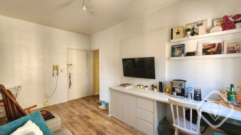 Apartamento com 2 Quartos à Venda ou Locação,  em Centro Histórico - Porto Alegre