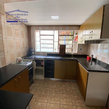 Imagem Casa com 3 Quartos à Venda, 192 m² em Vila Nova - Porto Alegre